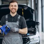 Jakie usługi oferuje profesjonalny mechanik samochodowy?