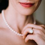 Biżuteria jako prezent: jak wybrać idealny bransoletkę
